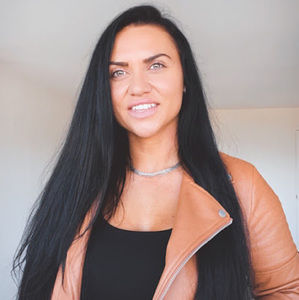 Meet your Posher, Destiny